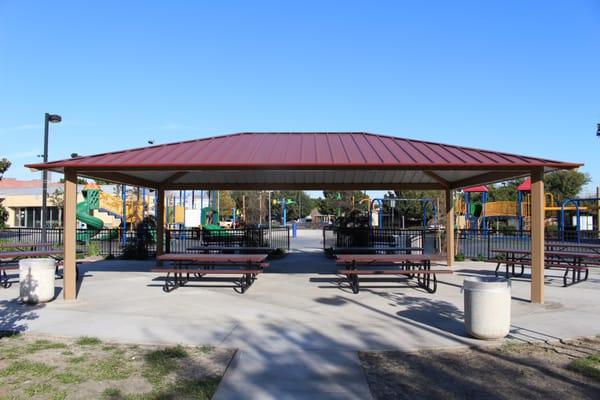 New Barnes Park Picnic Shelter November 2014