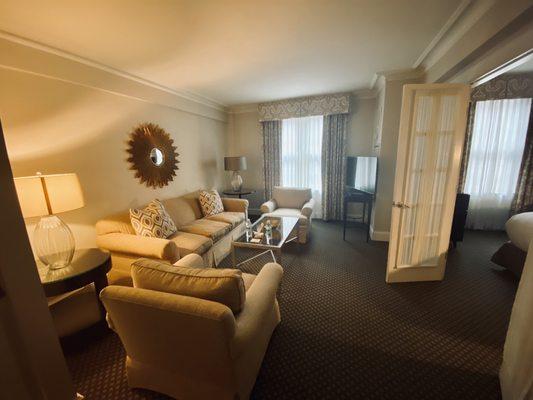 Sitting area in Eliot Hotel suite. Peep the fresh cookies on the coffee table :)