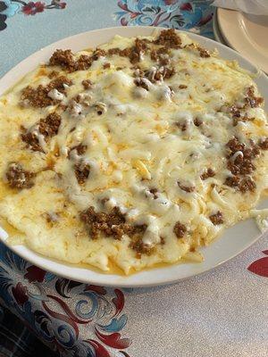 Queso fundido con chorizo