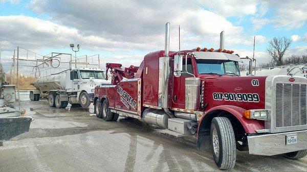 Silverstar Wrecker (817) 901-9099 1825 Banks Dr. Weatherford, TX 76087 http://silverstarwrecker.com