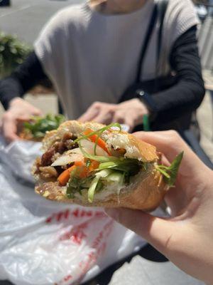 grilled pork bahn mi