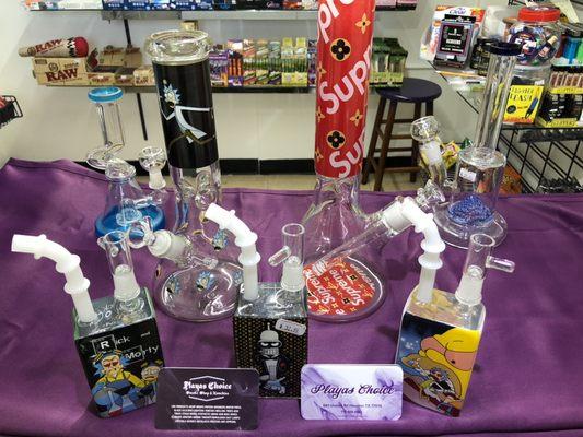 Glass water pipes & rigs