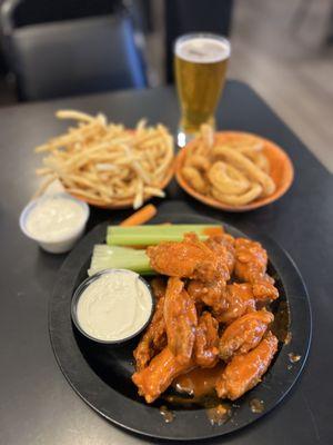 10 Famous Wings + 2 Sides Lunch Special (~$20)