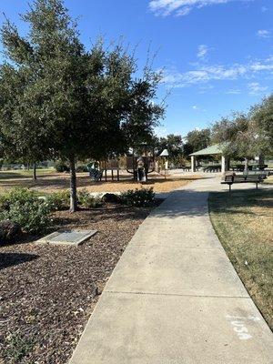 Covered picnic table