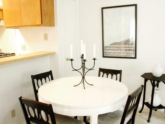 Dining Area | Sand Canyon Villas