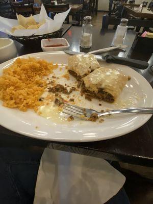 Ground beef chimichanga. Beef didn't have a good taste at all. Couldn't finish, it just wasn't good