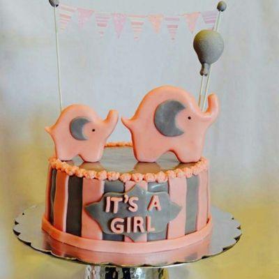 Baby shower cake