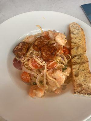 Seafood Cajun pasta