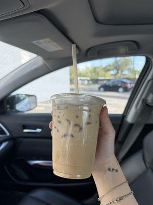 Iced vanilla latte