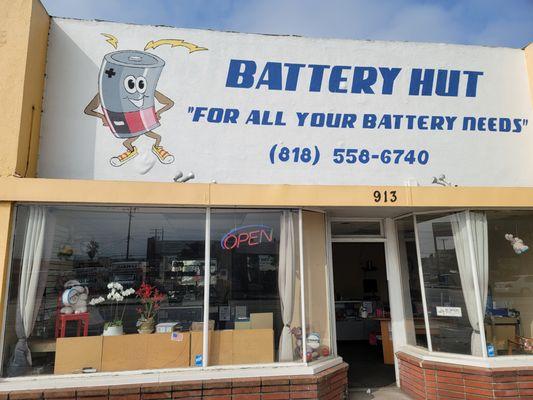 Local Family Business for over 30 + years. servicing Hollywood production houses with professional power Fresh Batteries from mfg direct.