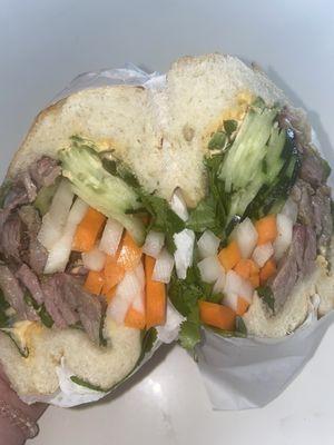 banh mi w tritip