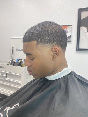 Pv the barber doing his thing.