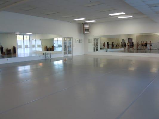 The big studio.  Sprung floors, mirrors, portable barres, piano, and big stereo system.