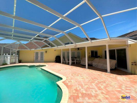 Sunshine Yellow brightens up this pool deck