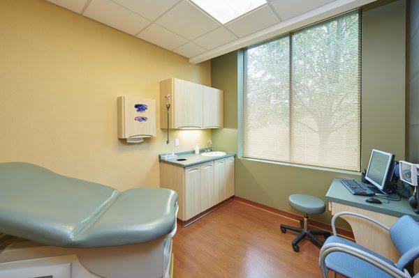 Patient Exam Room at MNGI Digestive Health - Bloomington Endoscopy Center & Clinic