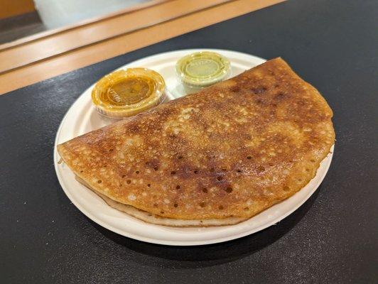 Masala dosa with sambar and coconut chutney