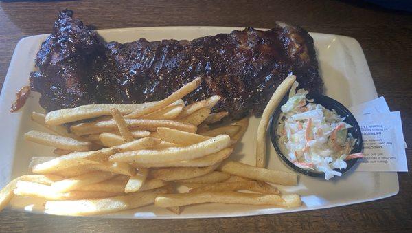 Ribs and fries with coleslaw