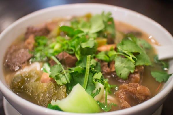 clear broth beef noodle soup (清燉牛肉麵)