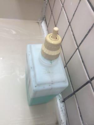 So far disgusting dirty faucet to wash hands. The soap bottle is diluted with so much water!!!!