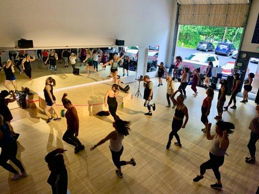 Cardio Dance Party Dance fitness class action shot!