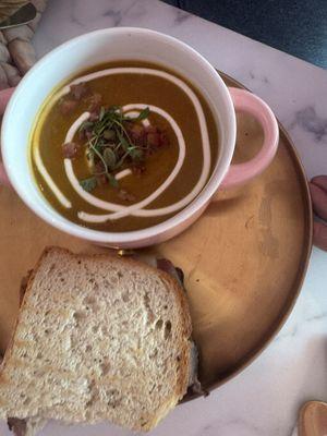 Squash soup and roast beef sandwich