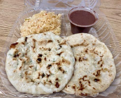 Revuelta pupusas plate