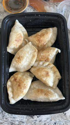 28. Fried Dumplings (7 Pieces)