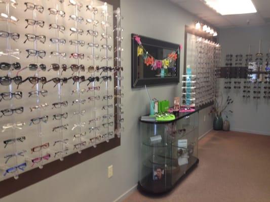 Dr Ingman's office has 600 frames to choose from.  Many designer names like Kate Spade, Joseph Abboud, Banana Republic and many  more