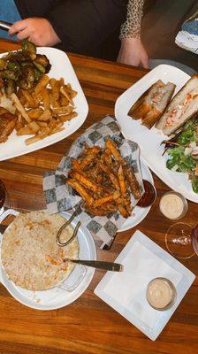 lobster mac, sweet potato fries, lobster grilled cheese