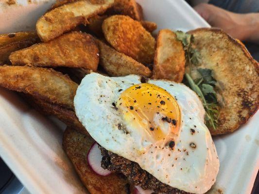 Fried chicken sandwich