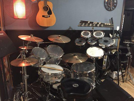 Acrylic DW kit in studio B