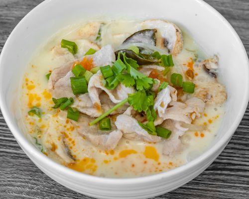 Tom Kha ( Coconut soup)