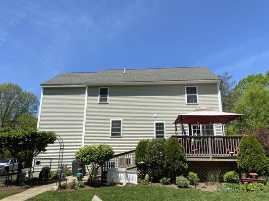 Beautiful new roof on this beautiful home