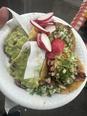 Tacos de asada y de al pastor