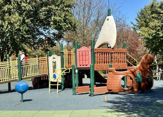 The ship styled play area.