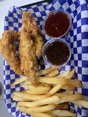 Chicken stripe dinner with fries