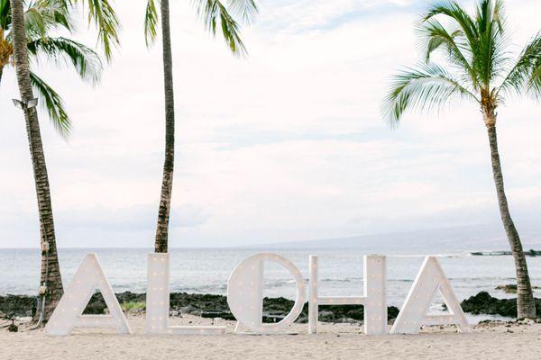 Fairmont Orchid | Wedding Aloha Sign