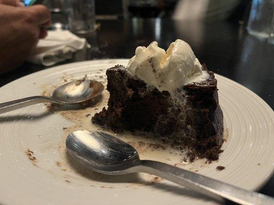 Flourless chocolate torte