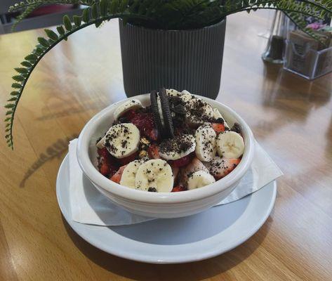 Oreo bowl