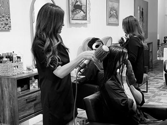 AD ATELIER
 AN ECO-FRIENDLY HAIR, BEAUTY AND LIFESTYLE STUDIO, FOUNDED BY CELEBRITY STYLIST AND MASTER COLORIST ADYS DUARDO