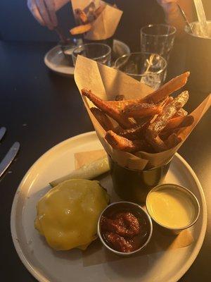 Burger & fries!