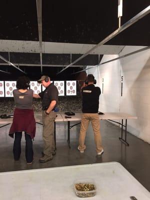 The gentleman in the middle is Tracy coaching another student.