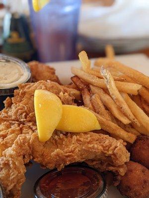 Captains Platter (Fried fish, fried shrimp, fries scallops, fried potatoes, fried coleslaw [just kidding])