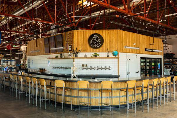 Discover the Aurora Arts taproom at Cerebral Brewing, where community and craft beer come together in a lively, artistic space!