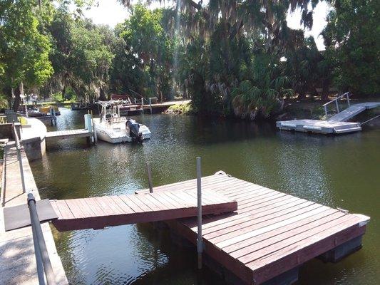 Crystal River dockage near Kings Bay/Mouth of River