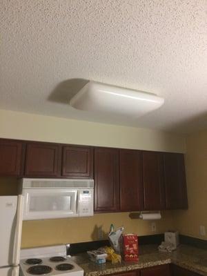 Kitchen light does work