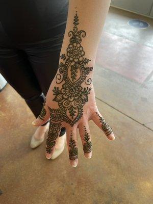 Henna tattoo