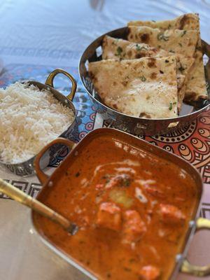 Butter Chicken with Garlic Naan