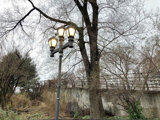 12/29/21 Heading South on the Esplanade toward Gracie Mansion.