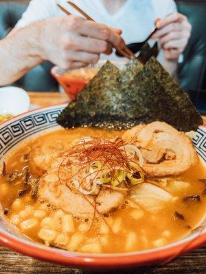 Sum Ramen (pork chashu, cabbage, wood ear mushroom, corn and crispy onion)